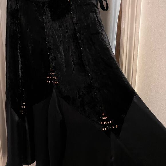 Forbidden vintage black velvet and satin beaded and sequins maxi skirt size xl - Picture 3 of 11